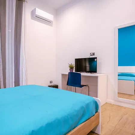 Song House Centro Storico 7 Pax * Neapol